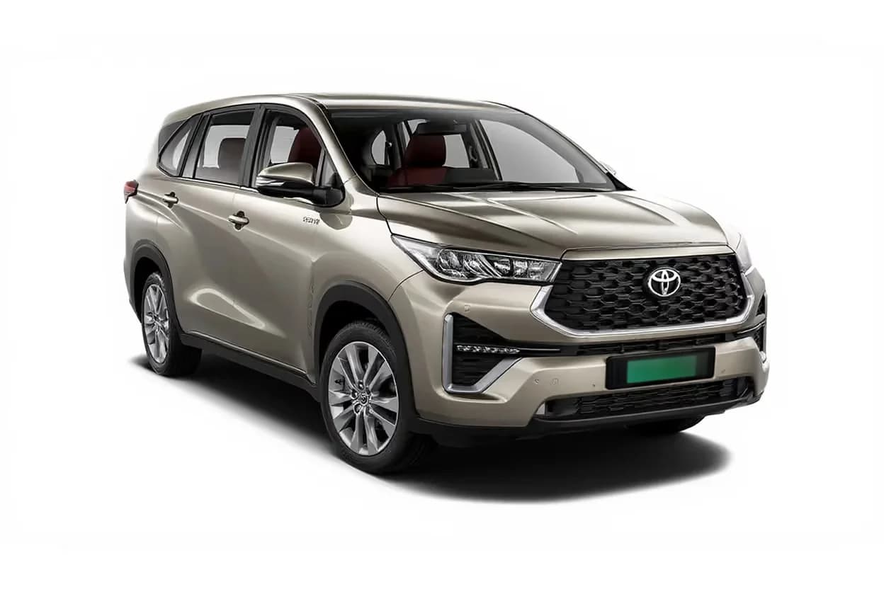 Toyota Innova Hycross